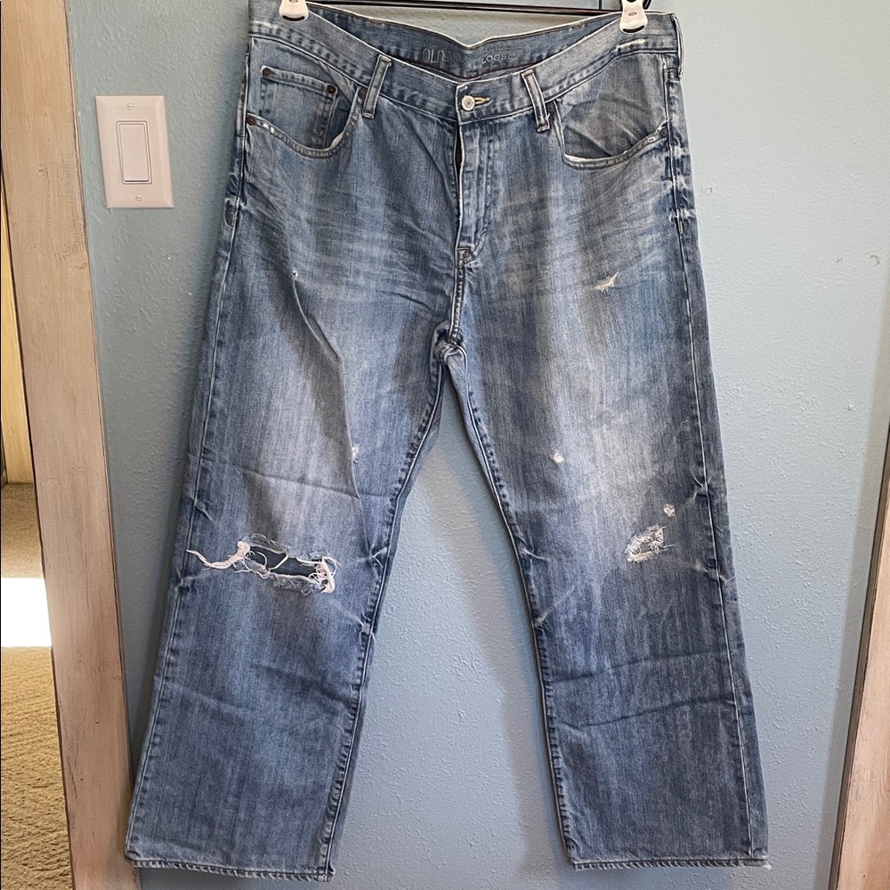 Old Navy Men's Relaxed Fit Light Blue Jeans